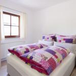 Schlafzimmer 2...