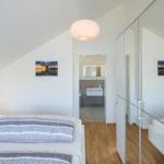 Schlafzimmer 1...