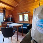 Herzlicher Willkommensgruß auf dem Esstisch für Ihren Ostseeurlaub