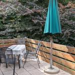 Hochterrasse mit Großflächiger Sitzmöglichkeit