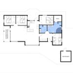 Dieses Haus hat drei Schlafzimmer, eine Sauna und eine überdachte Terrasse.