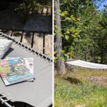 Liegestuhl mit Zeitschriften auf Terrasse und Hängematte im Wald.