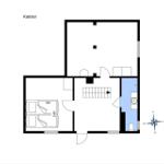Keller ebenerdig mit Schlafzimmer, Küche und Treppenhaus.