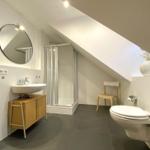 Dusche / WC mit Fenster