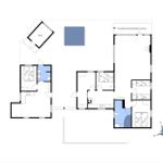 Wohnung mit Sauna, überdachter Terrasse und mehreren Schlafzimmern.