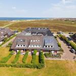 Haus mit Garten und Blick aufs Meer