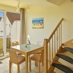 Esstisch, Balkon und Treppe zum Schlafzimmer im OG