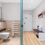 Badezimmer mit Dusche im kbvl14, Villa Löwenstein, Ostseeallee 27 in Kühlungsborn