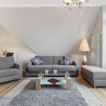 Wohnzimmer mit Couch im kbvl14, Villa Löwenstein, Ostseeallee 27 in Kühlungsborn