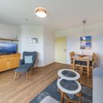 Wohn-Essbereich mit Flatscreen-TV im sihi220, Hus Inselkieker, Mellumweg 6b in Schillig