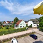 Schöner Ausblick vom Balkon über die gepflegte Ferienanlage in Koserow