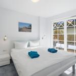 Schlafzimmer mit Doppelbett