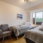 Schlafzimmer 2: Einzelbett (2 x 90 x200), Smart-TV (Netflix-fähig)