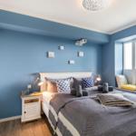 Schlafzimmer 2: Doppelbett, TV, Beamer