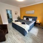 Schlafzimmer mit Boxspringbett 180x200m