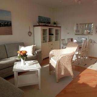 Ferienwohnung Südstrandkoje (Haus Oland, Whg. 02) - Wyk