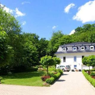 Weißes Haus am Kurpark, Fewo Gartenblick - Quedlinburg