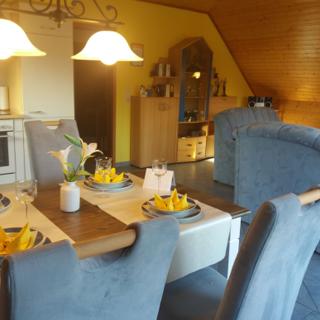 Ferienwohnung Dorette in Stakendorf mit Blick über den Dorfteich - Stakendorf