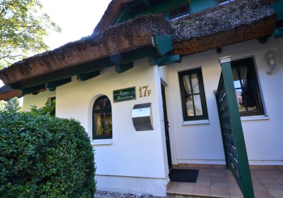 Reet - Eckhaus 17f "Moosbeere"